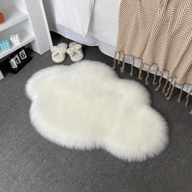 Fluffy Cloud Plush Accent Rug (Color: White, size: 23.62*35.43inch)